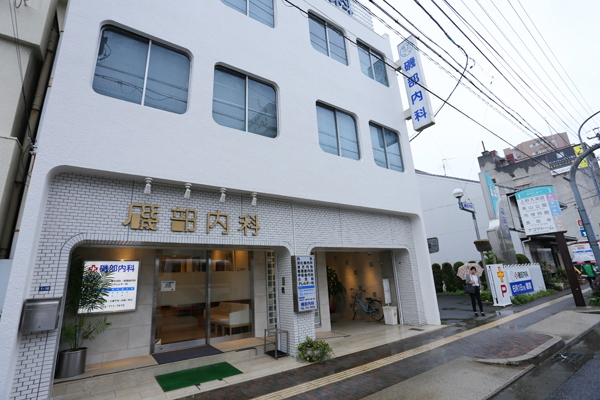 出来町通りに面し基幹バスの古出来町バス停より1分 1
