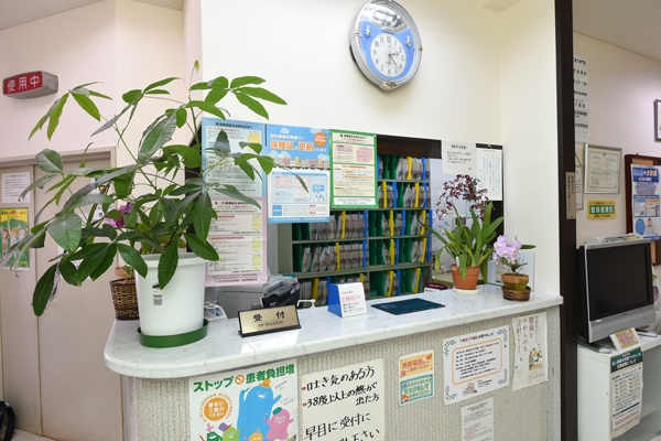 先生が育てたお花が院内に飾られている 35068 ma 2 1432620153
