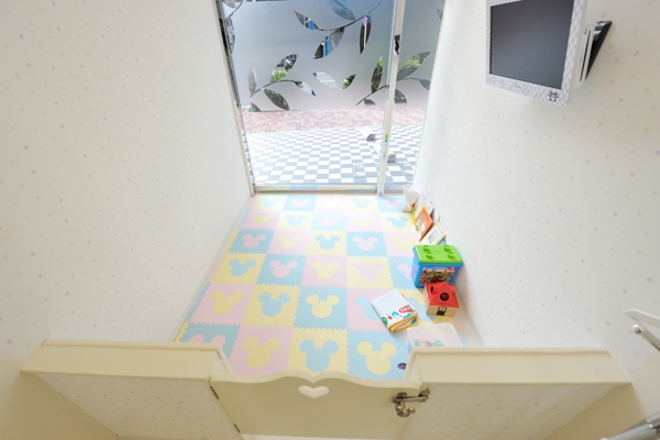 子ども達も楽しめるキッズスペースを完備 32224 ma 4 1389253975