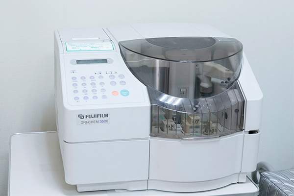 血液検査機器。精度の高い検査を受けることが可能 4