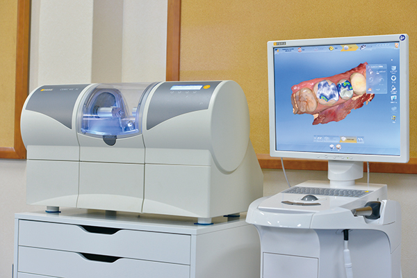 新しいシステムを導入し、高精度の修復物を短時間で作製できる Cs 5
